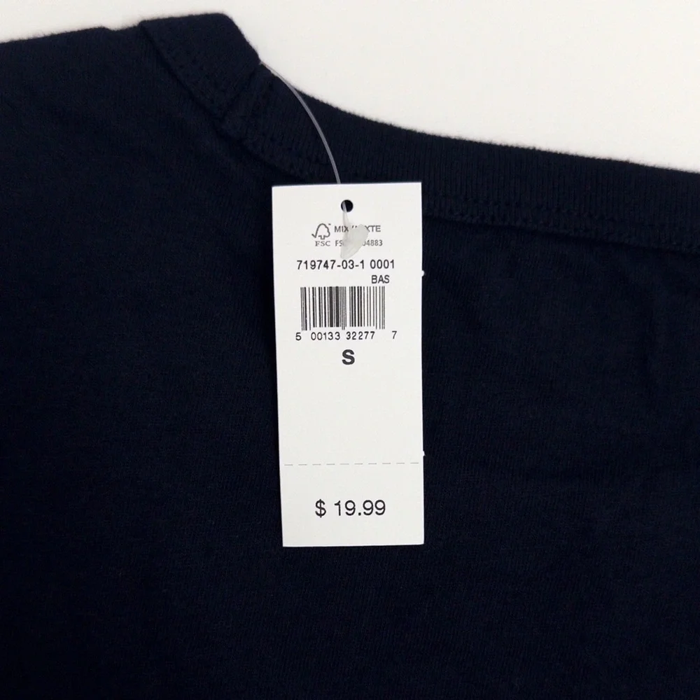 NWT GAP Favorite Crewneck T-Shirt Navy Blue Size S Basics - Picture 8 of 14